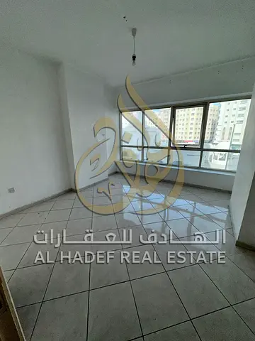 إطلالة أمامية ساحرة ومساحات عائلية نادرة بسعر فرصة إذا كنت تبحث عن شقة واسعة بموقع مميز وإطلالة مفتوحة تمنحك الراحة والخصوصية، فهذه من أفضل الفرص المت