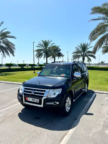 Mitsubishi Pajero GLS 2016 | GCC Specs | Well Maintained
