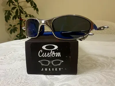 Oakley Custom Juliet Polished with Ice Iridium Polarized lens
