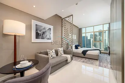 Dubai Water Canal View, Minutes away from Burj Khalifa and Dubai Mall, Near Metro Bus Station - Prive by Damac B, Business Bay