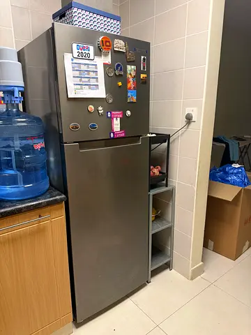 Daewoo Used single-door stainless steel refrigerator in good condition. This is Daewoo FN-396S3E