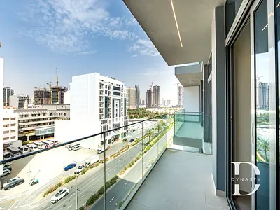 Boutique Living | Brand New | 12 Cheques