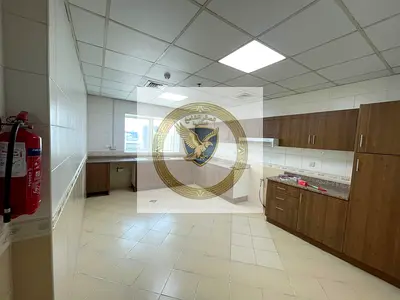 3BR apt, full sea view 2balcony, parking, 1 month free, gym & pool, maid room, large kitchen, modern finish in top Sharjah tower.