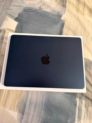 13” Macbook Air M5 - 16GB RAM 512GB SSD