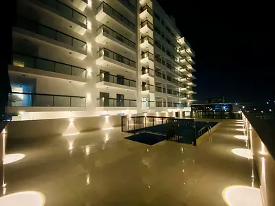 Luxury living spacious 1 bedroom apartment ready to move gym pool 1 covered parking on prime locati