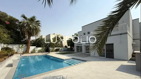 Unique | High Quality Upgrades | Landscape garden