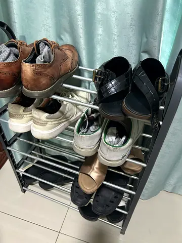Multi-tier metal shoe rack