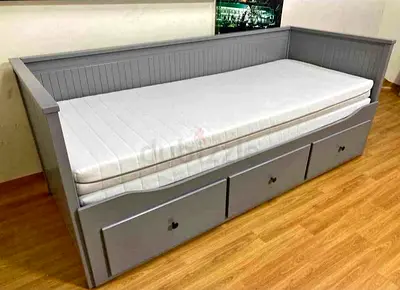 Ikea hemnes day bed with mattress 2