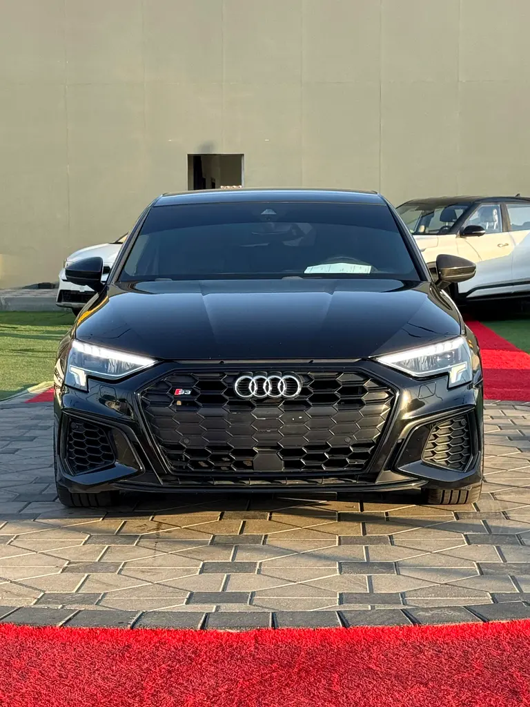 Audi S3 2021 — photo 1 of 15