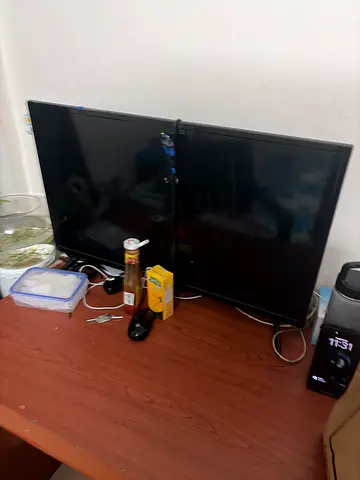 Display complaint_HD TV - 24-inch (used), good working condition