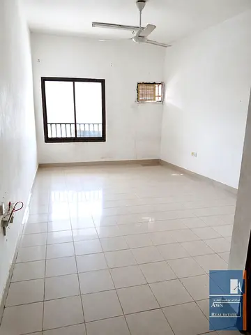 Studio for Families, Close to Public Transportation & Daily Needs