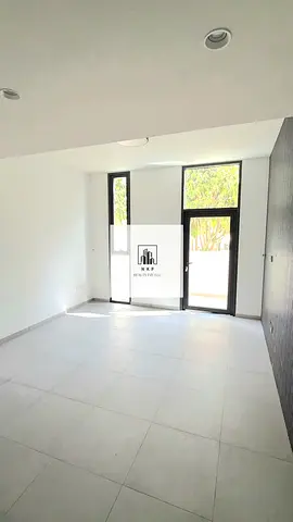 Spacious luxurious lush 1bhk apartment with 2 bathrooms Balcony Kitchen appliances