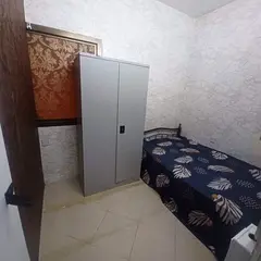 Couple Partition available al rashidiya