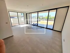 Modern 5BR Villa | Huge Plot | Ready to Move in