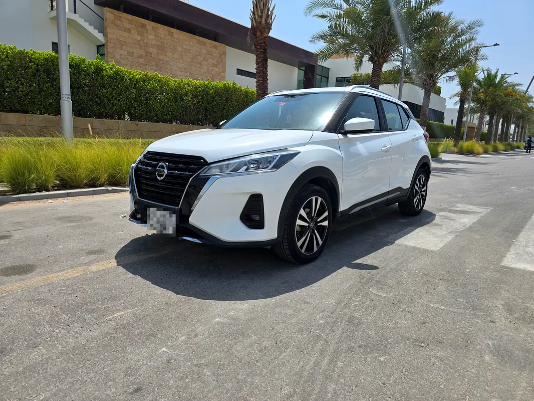 Nissan Kicks 2022 — photo 1 of 12