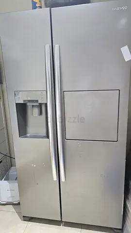 Daewoo Side-by-Side Stainless Steel Refrigerator with Water Dispenser - Good Condition