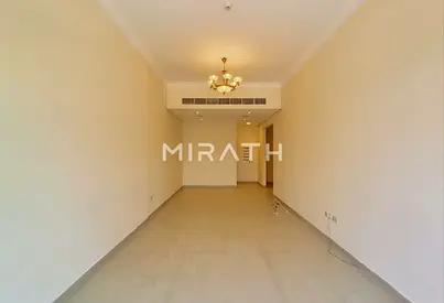 Spacious 2BR | Courtyard Balcony | Al Safa 1