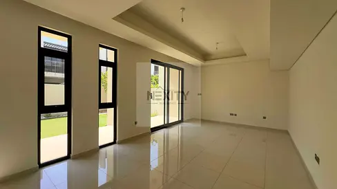 LONG KITCHEN | IMMACULATE CONDITION | SPACIOUS 3 BEDROOM + MAID'S ROOM