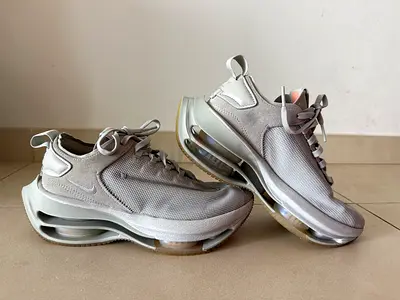 AUTHENTIC NIKE - Nike Zoom Double Stacked Grey Fog size 36.5