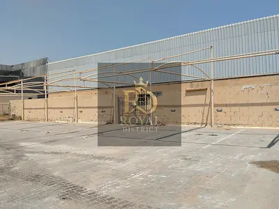 مستودع مميز للبيع في المنطقة الحرة بمطار الشارقة بمساحة 18,300 قدم مربع | كهرباء 180 كيلوواط