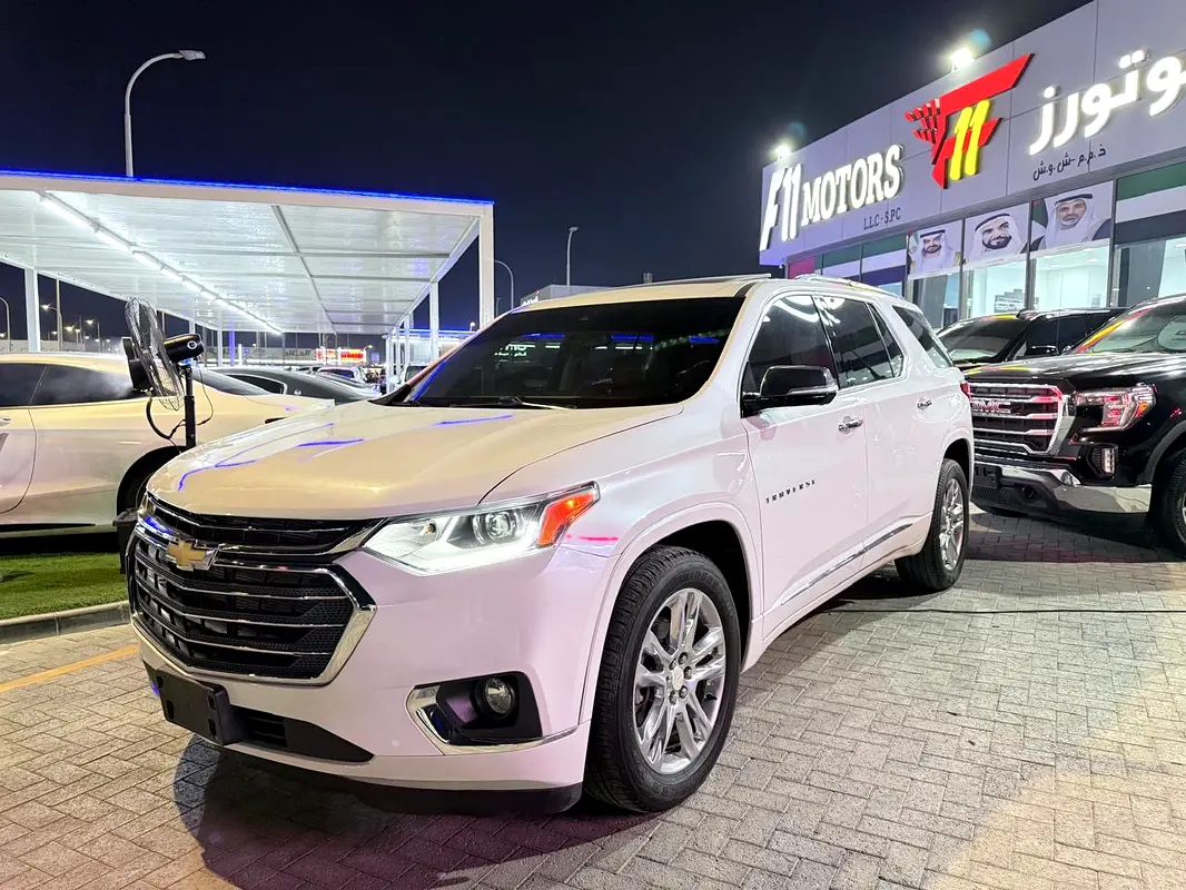 Chevrolet Traverse 2020 — photo 1 of 16