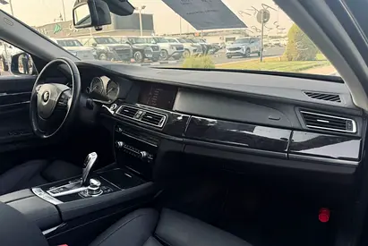 2010 BMW 7-SERIES — фото 14