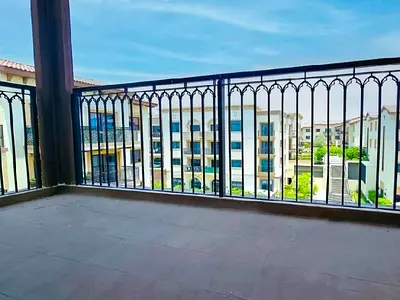 Spacious | Furnished | Vacant july 26