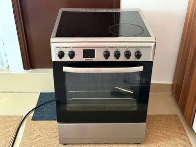 Freestanding Electric Ceramic Hob Oven (Nikai) - Excellent Working Condition
