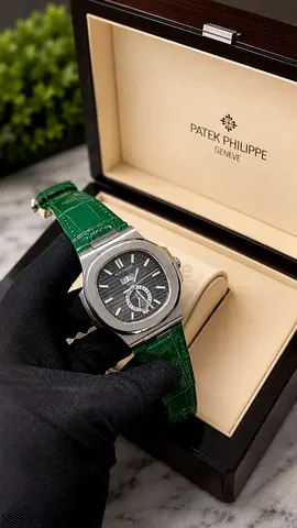 Patek Philippe Nautilus-style Mens Watch with Green Alligator Strap