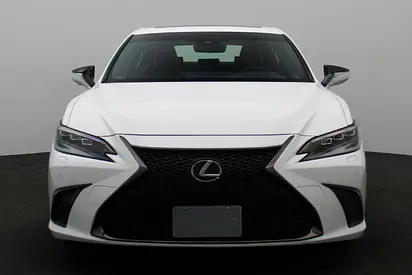 صورة 2 لـ 2025 Lexus ES-SERIES