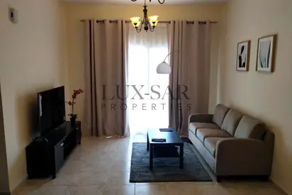 Next to Mall and Park | 1 BR | Community View