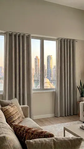 curtains for sale - AED 100