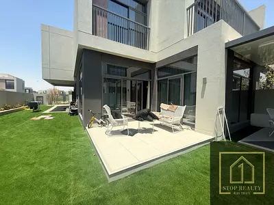 UPGRADED UNIT | SEMI-FURNISHED | LANDSCAPED