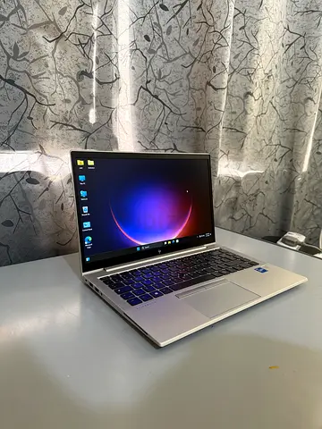 URGENT SELL!! Hp Elitebook Core i7-11th Generation 16 gb ram 512 gb ssd Ultra Slim laptop very clean