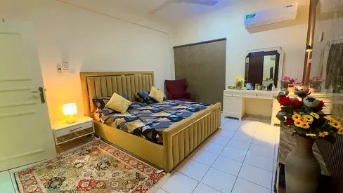 Executive Room Available Opposite Metro