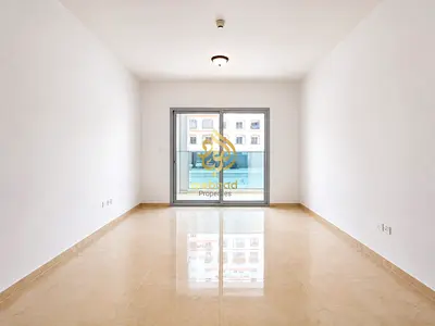 Book Now ! Close To Central Mall | Luxury Apartment | Bright And Elegant | Huge Balcony