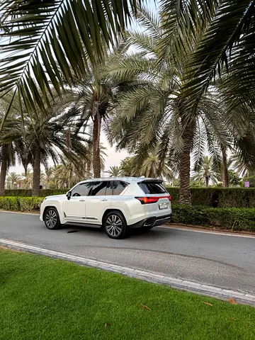 LX600 Signature 2026 GCC Specs 1000km only