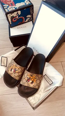 gucci slide