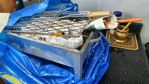 Portable Charcoal BBQ Grill with Grates and Skewers