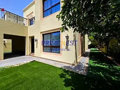 ELEGANT VILLA | PRIVET GARDEN | MODERN VIBE