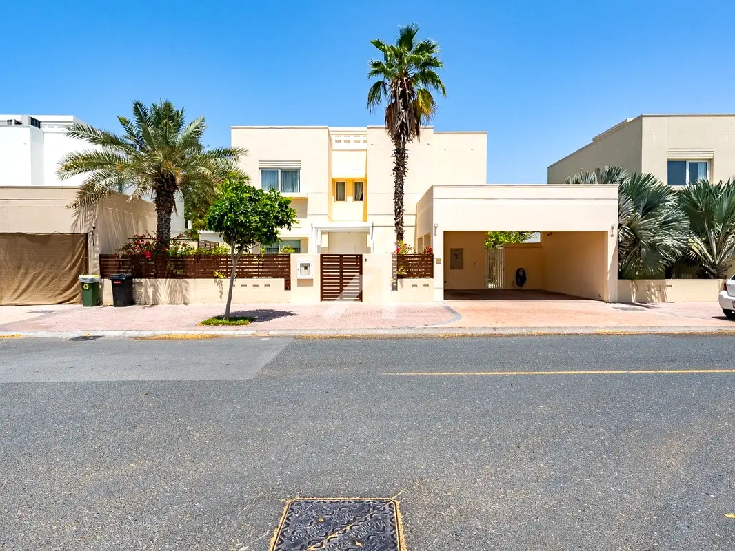 Upgraded 5BR Villa | Extended | Private Pool