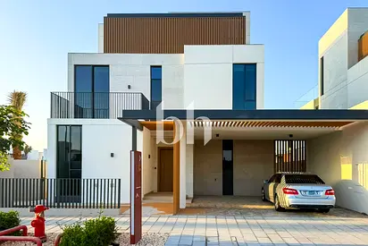 Prime Location | Single Row | Pool Facing
