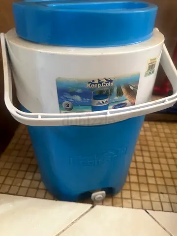 KeepCold Water Cooler Jug with Handle and Tap