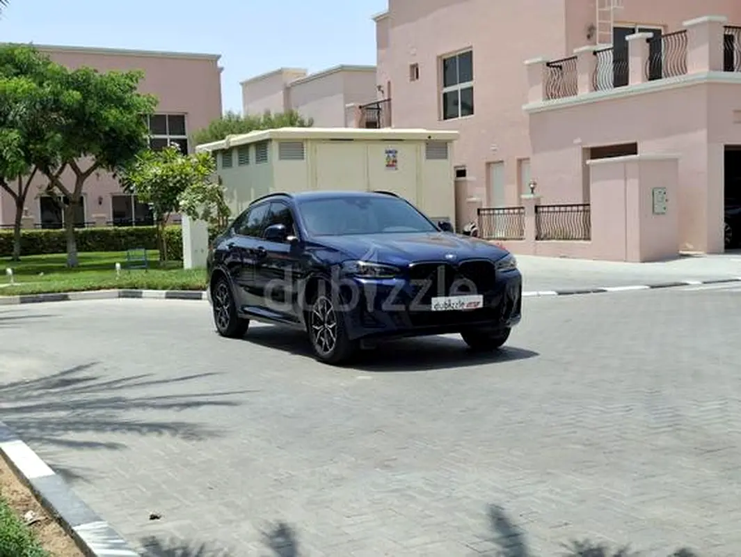 BMW X4 2023 — photo 1 of 13