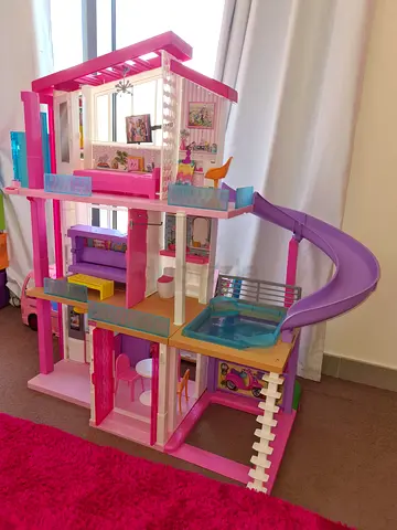 Barbei Dollhouse