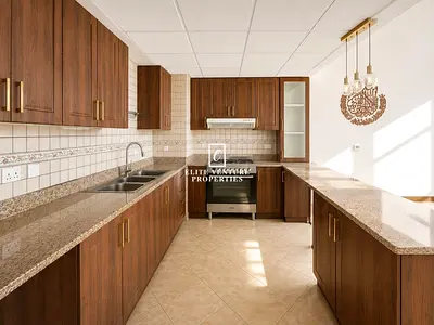 WELL MAINTAINED | SPACIOUS | PRIME LOCATION