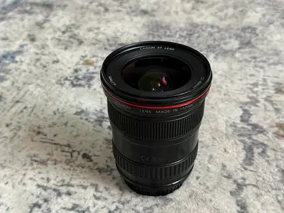 Canon EF 17-40mm f/4L USM lens for sale