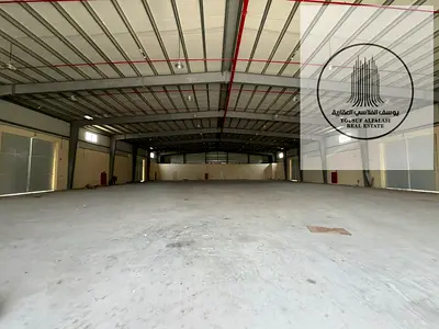 مستودع للايجار في ام القيون مساحه 23الف قدم كهرباء 400kva