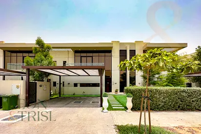 Luxury Living l Elegant l Spacious Villa