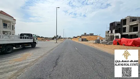 أرض سكنية للبيع في الزاهية عجمان مساحة 3014 قدم مربع تصريح بناء أرضي وطابقين بسعر شامل رسوم التسجيل